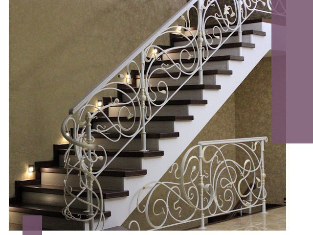 Кованые лестницы под ключ в Биробиджане — изготовление и монтаж