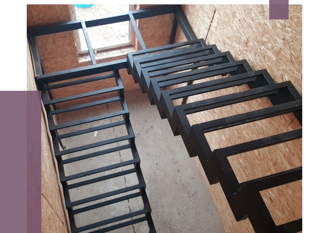 Демонтаж лестниц на металлокаркасе в Биробиджане от 7299 руб. за м²