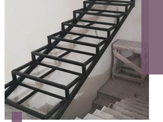 Демонтаж лестниц на металлокаркасе в Биробиджане: быстрый вывоз и разбор