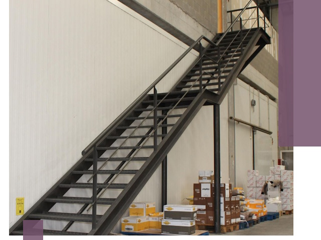 Лестницы для производства в Биробиджане — изготовление и монтаж
