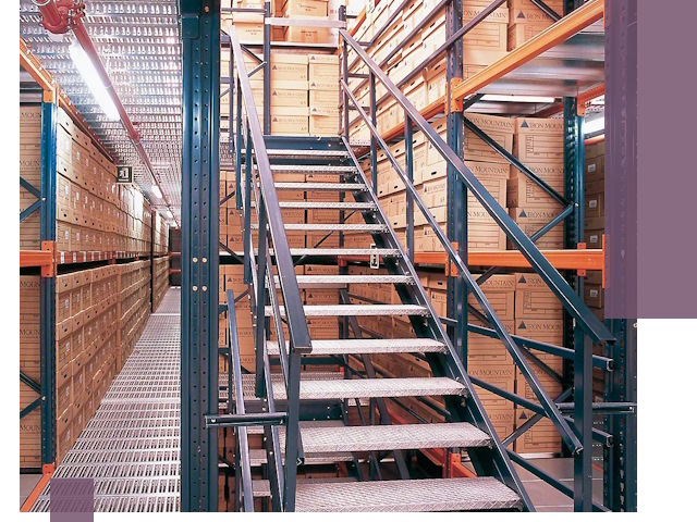 Лестницы складские прочные и безопасные под ключ в Биробиджане