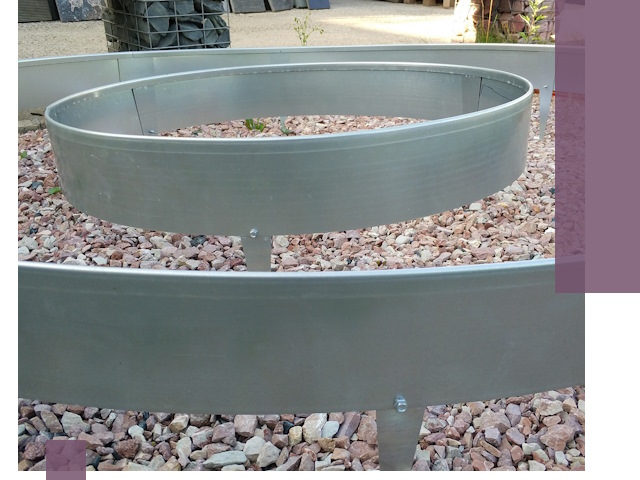 Нержавеющие бордюры под ключ в Биробиджане — изготовление и монтаж